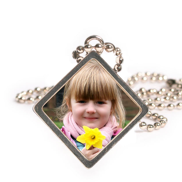 predefined_framedpendant-diamondshell_sq_626x626.jpg predefined_framedpendant-diamondshell_sq_626x626.jpg